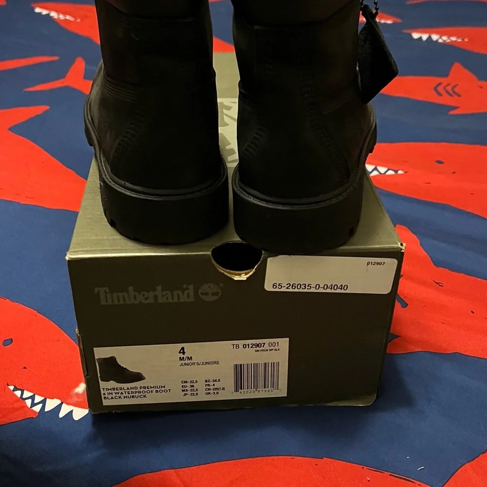 Timbs - Picture 5 of 5